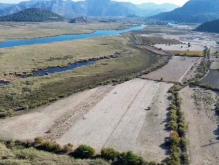 3210M2 2B Grundstück Zum Verkauf Am See In Çandır