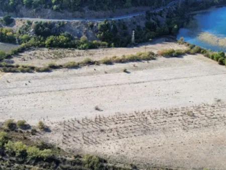 3210M2 2B Grundstück Zum Verkauf Am See In Çandır