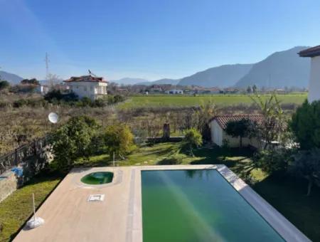 Villa For Sale In 600M2 Land In Dalyan