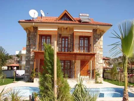 Dalyan Satılık Villa Dalyan Maraş Mahallesinde Kelepir Satılık Villa