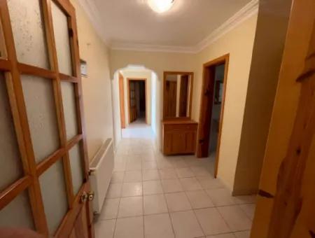 Çandır''da 5+2 Satılık Villa